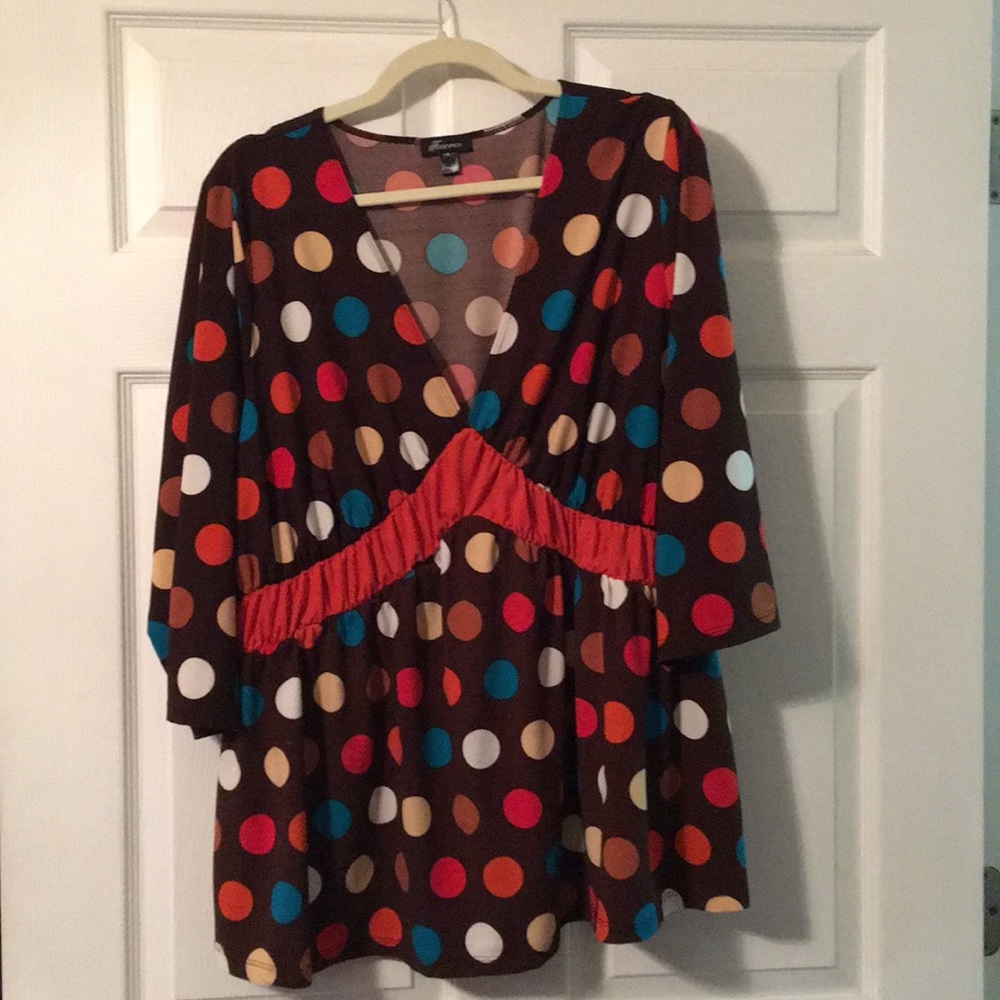 Polka-dot shirt with 3/4 length sleeves